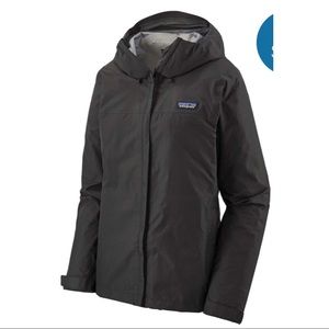 Patagonia Women’s Torrentshell rain jacket